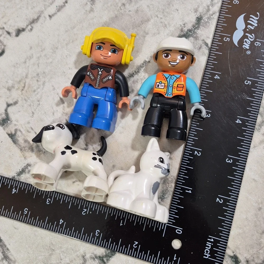 Lego Duplo Figures Lot Of 4 Men Workers Dalmatian Dog Kitty Cat